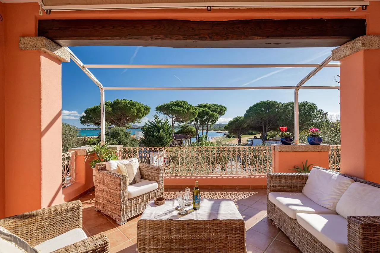 Porto San Paolo Apartments 意大利
